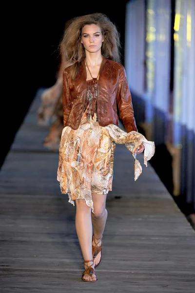 Look 31